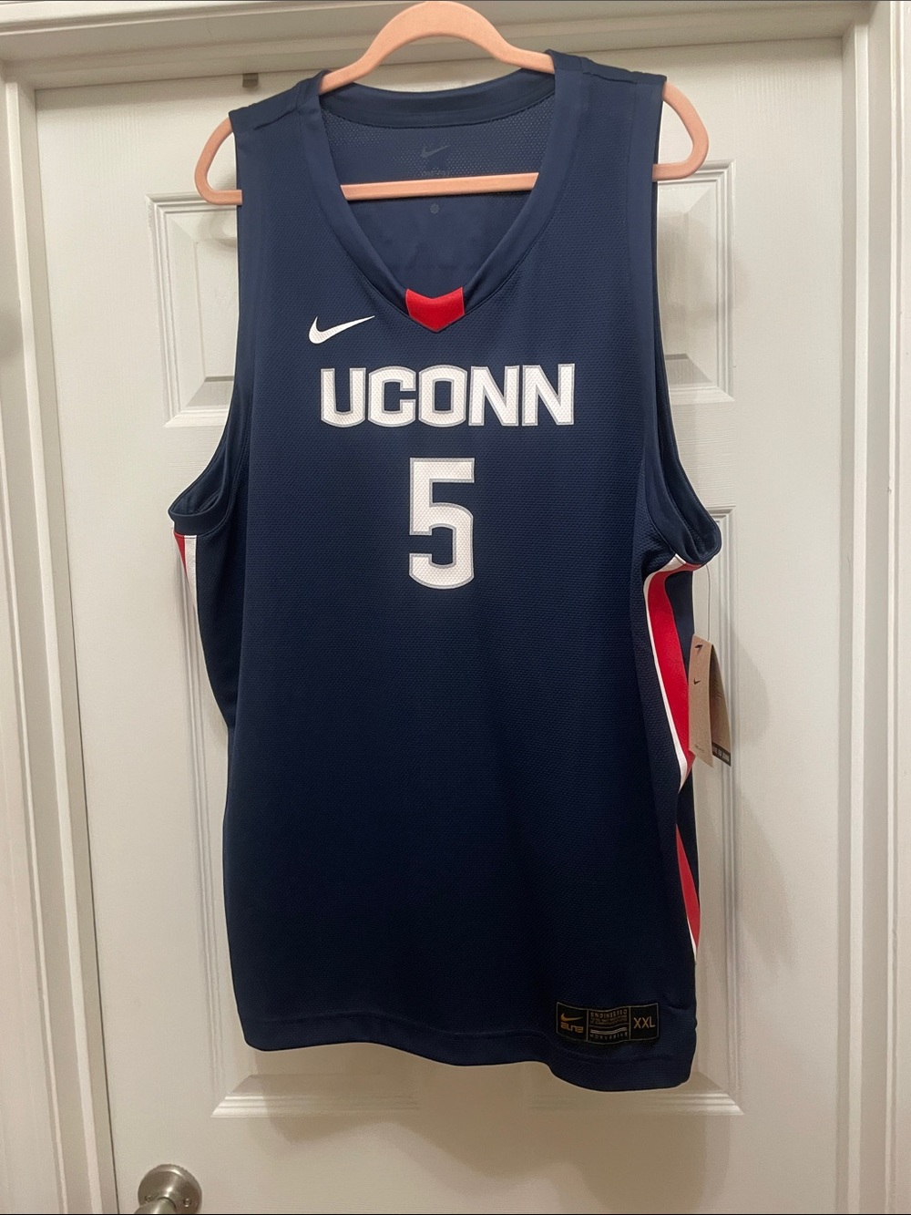 Nike UConn #5 Navy Bueckers Jersey women’s xxl NWT